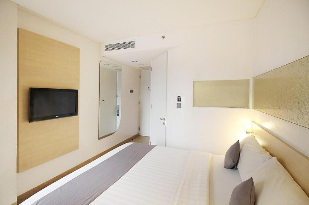 Hotel Neo Melawai By Aston Jakarta Exterior foto